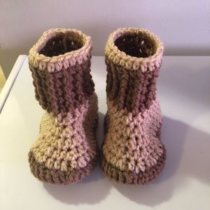 Baby booties NWOT
